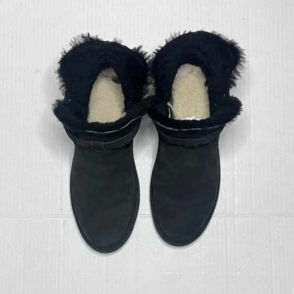 UGG Elisa Boots - Picture 10 of 12